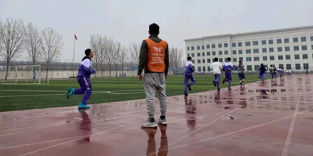 哪里有适合初学者的篮球训练管理指南_1